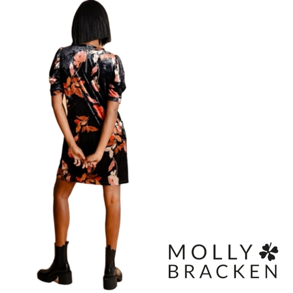 NWOT - Molly Bracken Black 'Ashley' Mini Dress with chic puff sleeve - XS - Picture 4 of 6